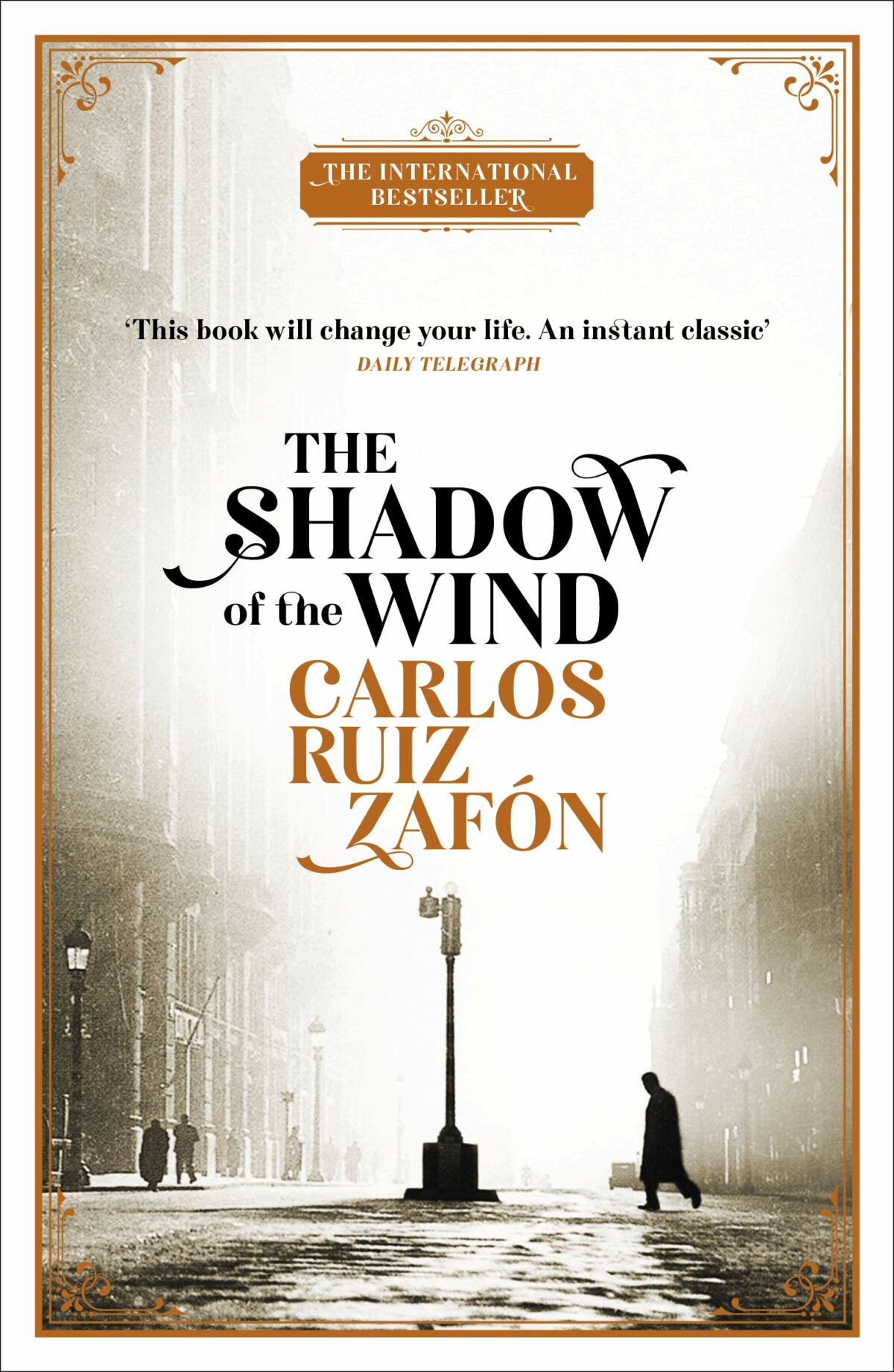 Shadow of the Wind: The Cemetery of Forgotten Books 1